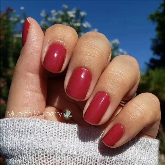 *Retired* Color Street: Munich Mulberry | Berry Red Fall Solid Classic Winter - Picture 1 of 12